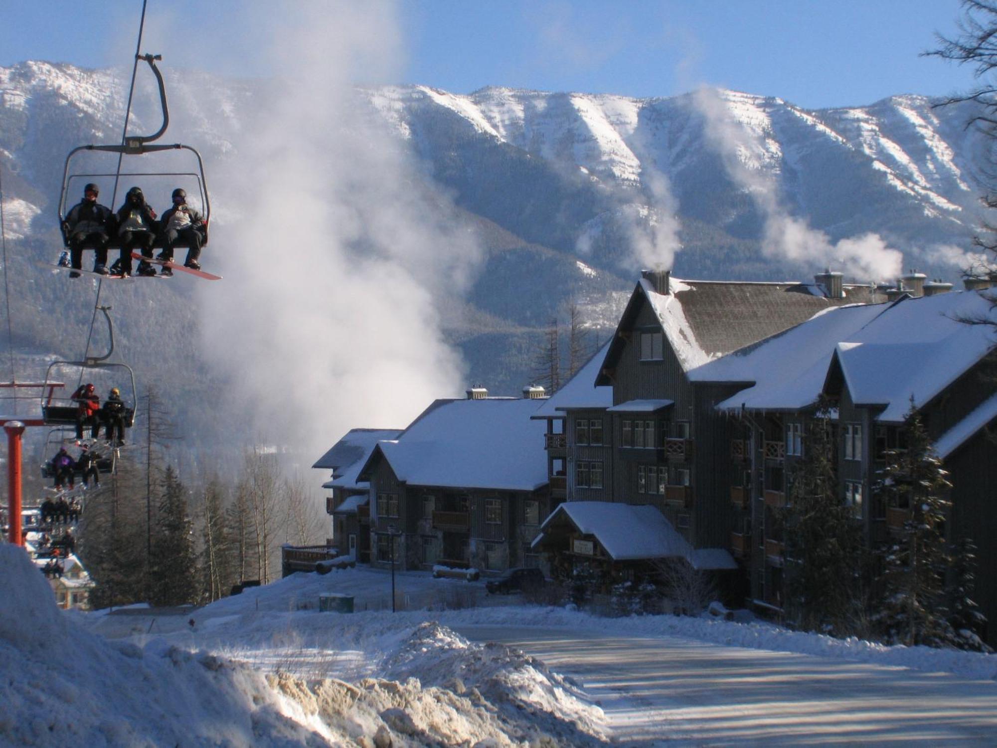 Snow Creek Lodge By Fernie Lodging Co Exterior foto